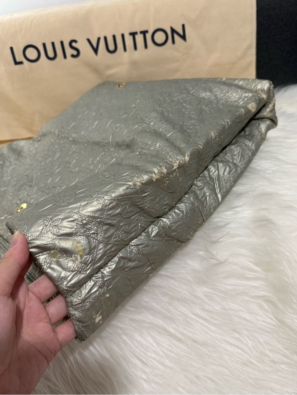 Louis Vuitton Metallic Monogram Limelight GM Clutch Bag (Oversized Silver Pearl) - Picture 10 of 14
